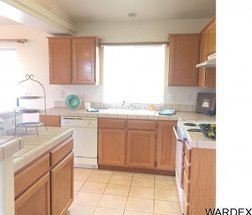 4th image of 790 Mohican Dr