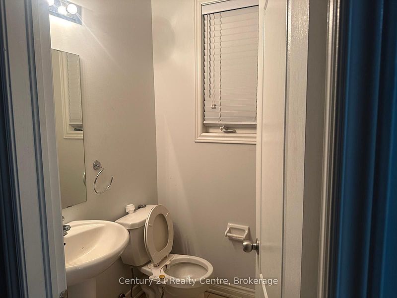 Brampton House for rent - 3 Bedrooms — photo 8
