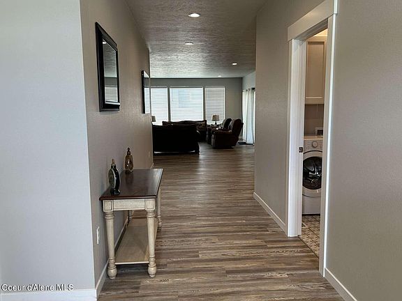 4th image of 5548 W Gumwood Cir