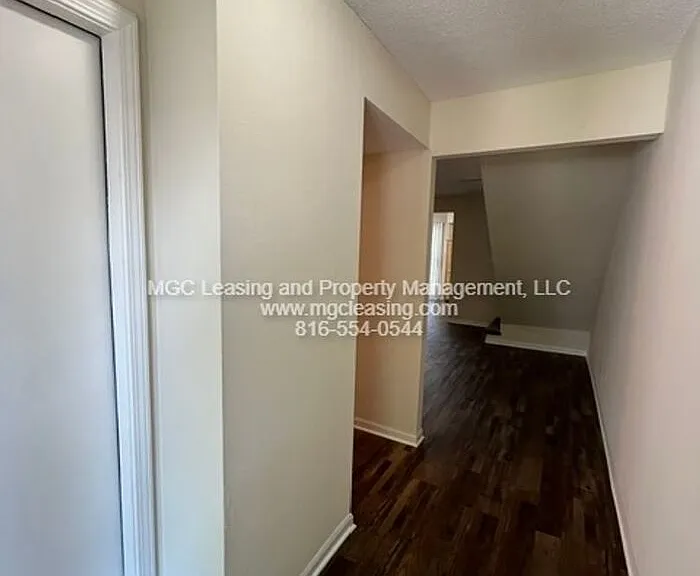 1845 NE Knollbrook St — Photo 14