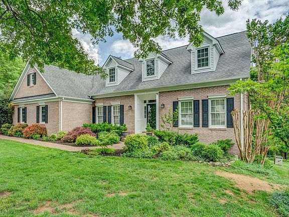 2nd image of 5353 Chaucers Ct