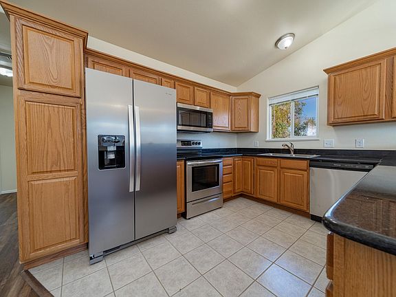 4th image of 497 Coronado Way
