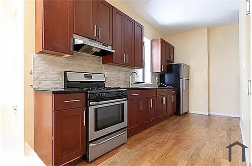 1722 Madison St Photo 1