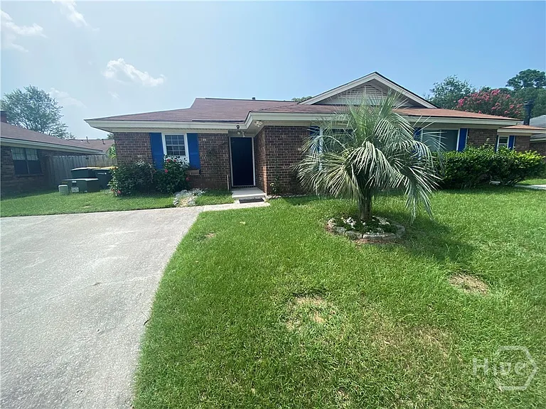 9 Peach Ct — Photo 1