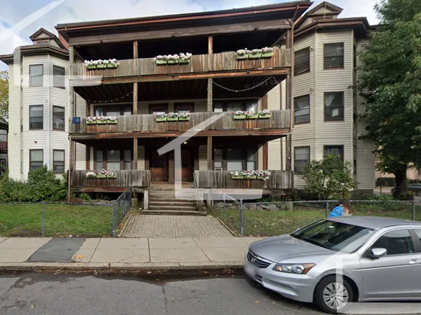 38 Linden St, Allston, MA