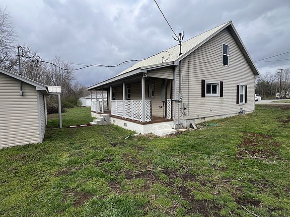 2nd image of 666 Brattontown Cir