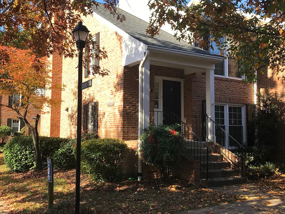 1st image of 2502 S Arlington Mill Dr #5