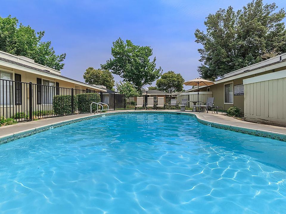 Canberra Court 485 E Bullard Ave Fresno CA Zillow