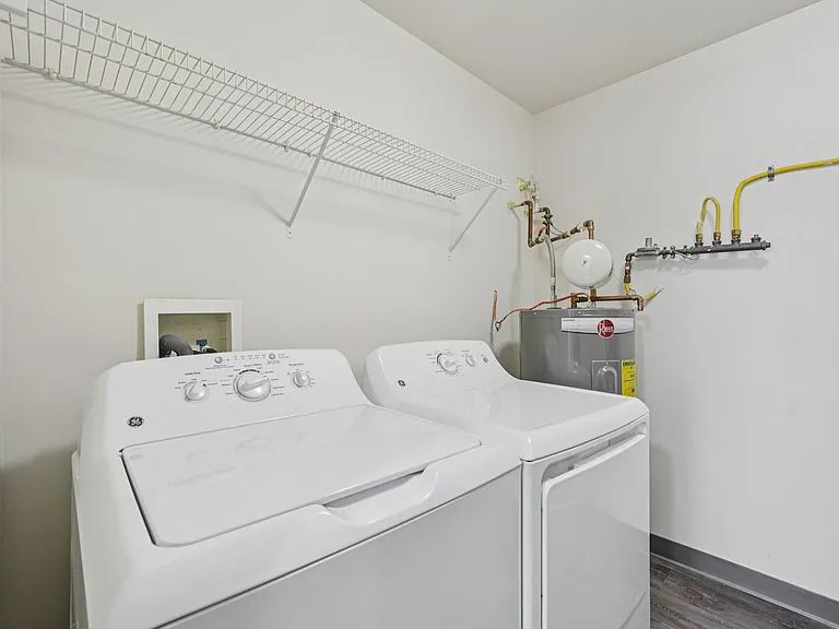 Spring Creek Apartments — Photo 72