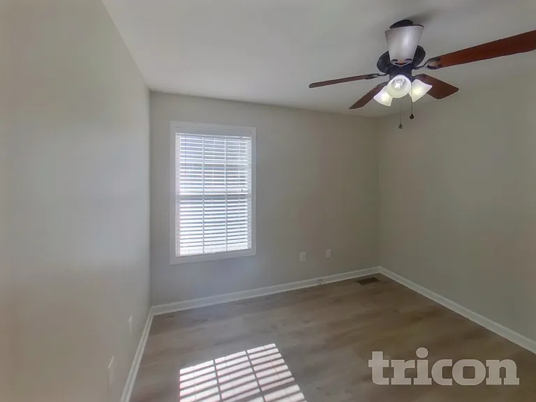 1510 Ballater Dr — Photo 13