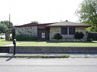 1101 S Trinity St, Decatur, TX 76234