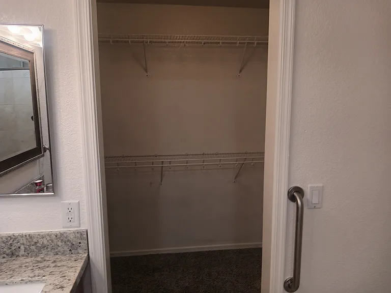 1428 E Hidalgo Ave — Photo 14