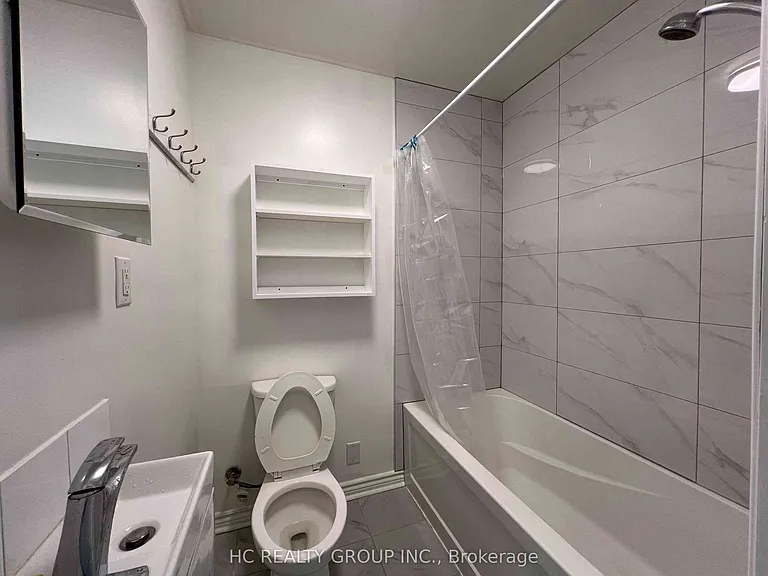 37 Empress Ave — Photo 9