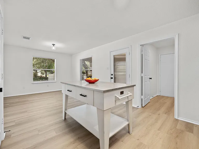 1818 Lost Maples Loop — Photo 11