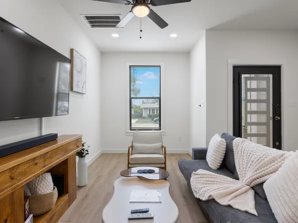 1012 Denver Blvd, San Antonio, TX 78210