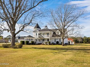 780 Tom Mann Rd, Newport, NC 28570