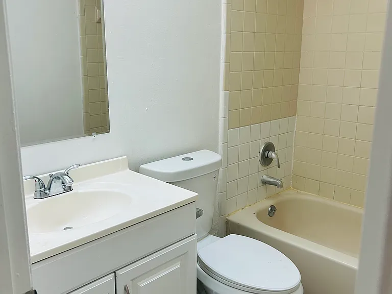 7698 Timber River Cir #7698 — Photo 3
