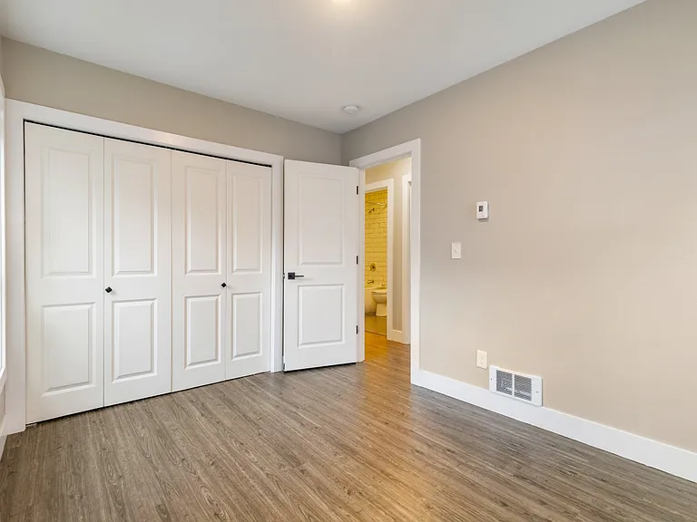 5061 37th Ave S #1 — Photo 15