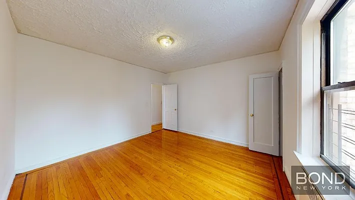 Rented by Bond New York | media 6