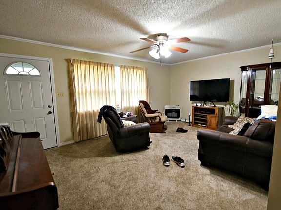 3rd image of 1500 Faye St