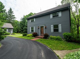 724 Green Bay Rd, Cedarburg, WI 53012