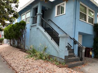 5601 Dover St, Oakland, CA 94609