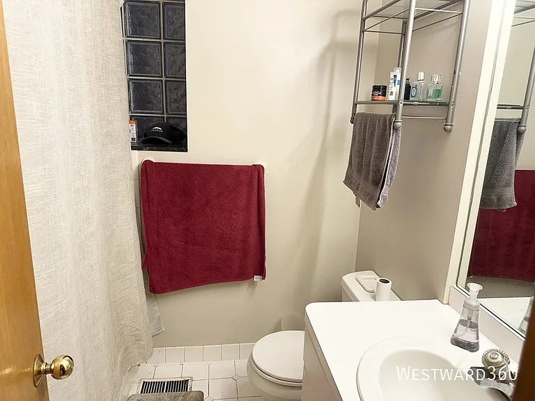 3311 N Seminary Ave #1F — Photo 8