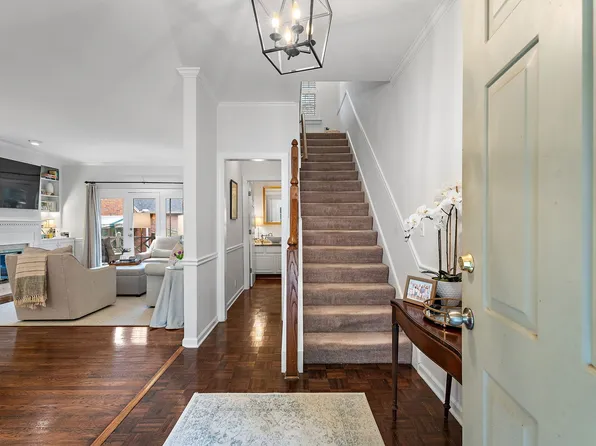 249 Westchase Dr, Nashville, TN 37205