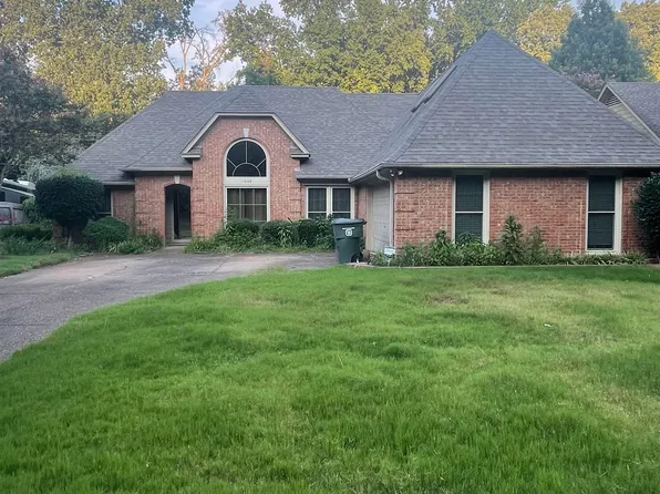 1648 Dexter Woods Dr, Cordova, TN 38016