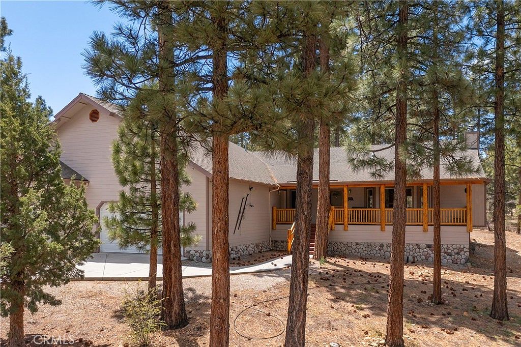 1021 Heritage Trl, Big Bear City, CA 92314 MLS RW23077519 Zillow