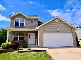120 Ezekiel Ct, Hillsboro, MO 63050