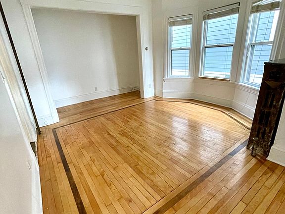 4th image of 3446 Grand Ave S Unit 1
