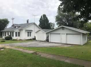 816 N Oakland Ave, Mountain Grove, MO 65711