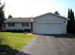 21753 Junction Rd, Bellevue, MI 49021