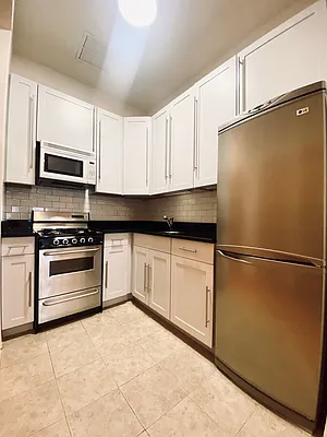 Rented by (LEGACY NOT ACTIVE) DiGiulio Group Real Estate, LLC | media 9