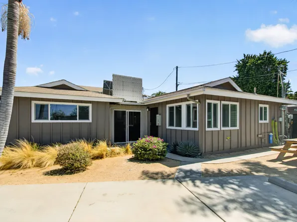 2078 Wallace Ave #C, Costa Mesa, CA 92627