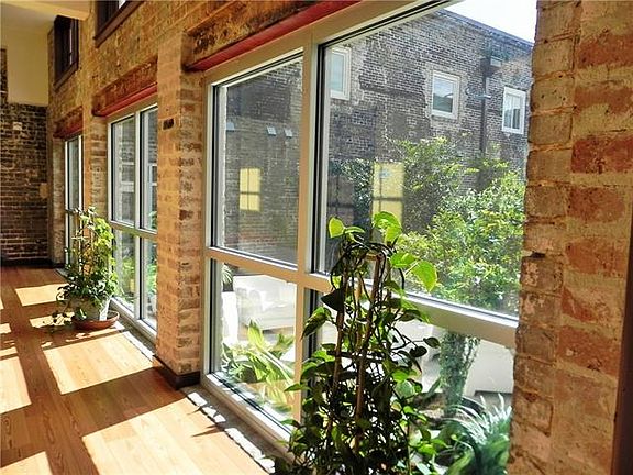 5th image of 923 Constance St APT 114