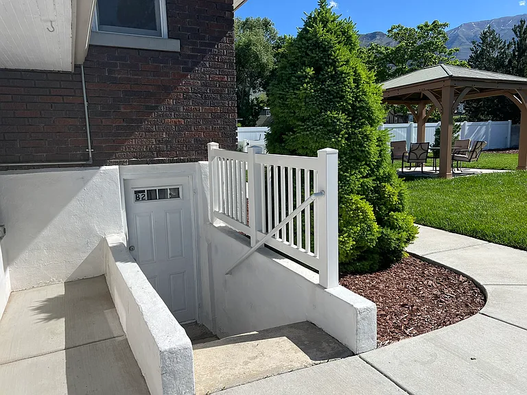108 E Center St #B2 — Photo 3