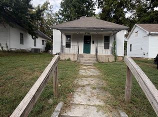 1031 Valley St, Carthage, MO 64836