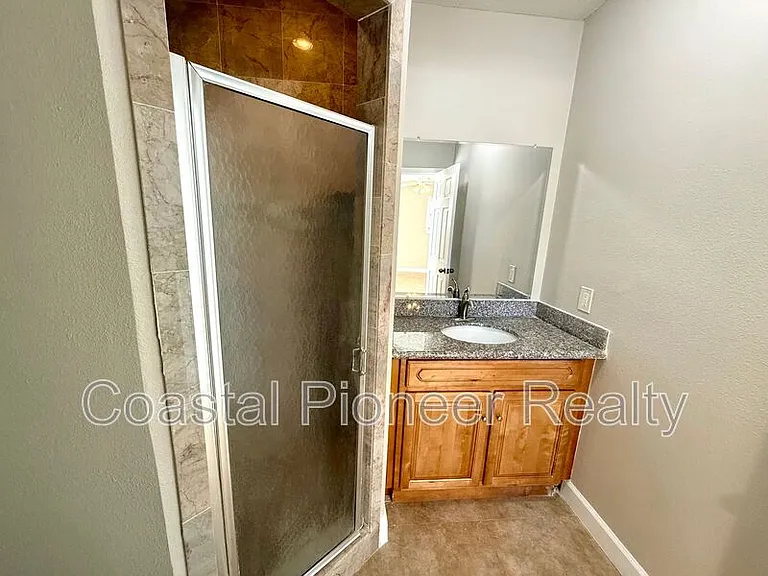 3944 E Eden Roc Cir — Photo 11