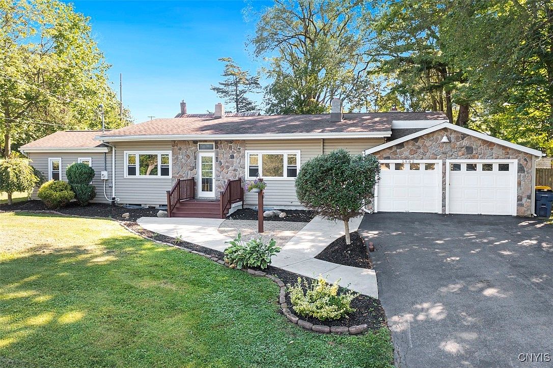 28cf883744e8522fc1cea66c0cb919