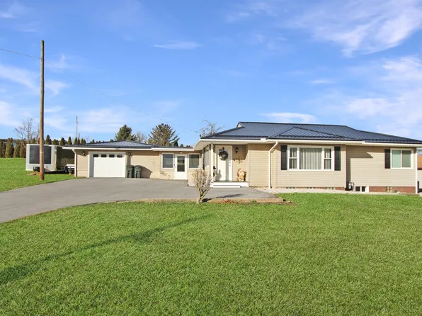 57 Baker Rd, Dubois, PA 15801