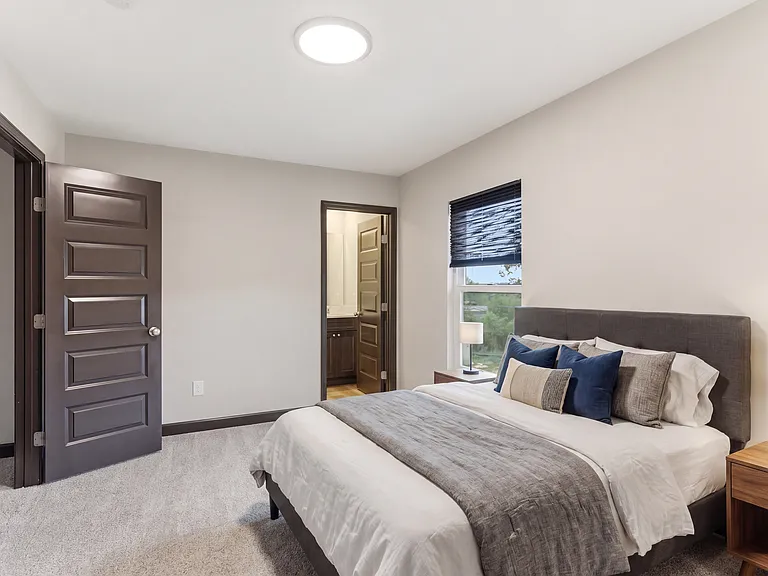 Emerson Park Townhomes — Photo 5