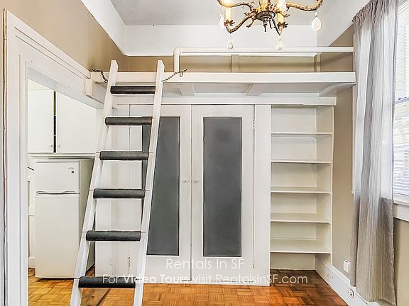 3rd image of 2332 California St APT D