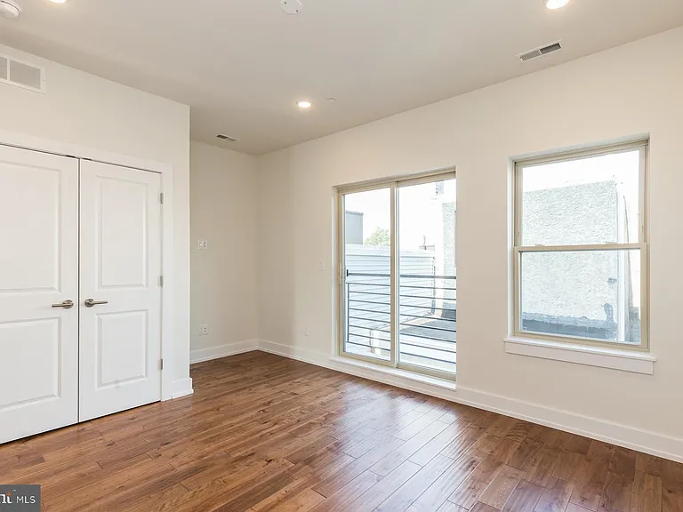 812 N Burns St #2 — Photo 11