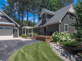 12022 Crystal Mountain Dr, Thompsonville, MI 49683