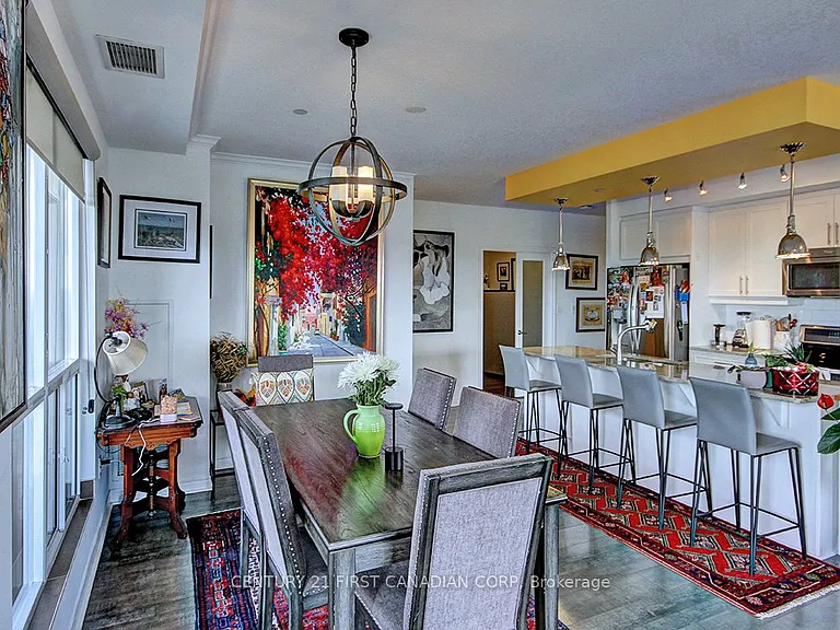 330 Ridout St N #2108 — Photo 9