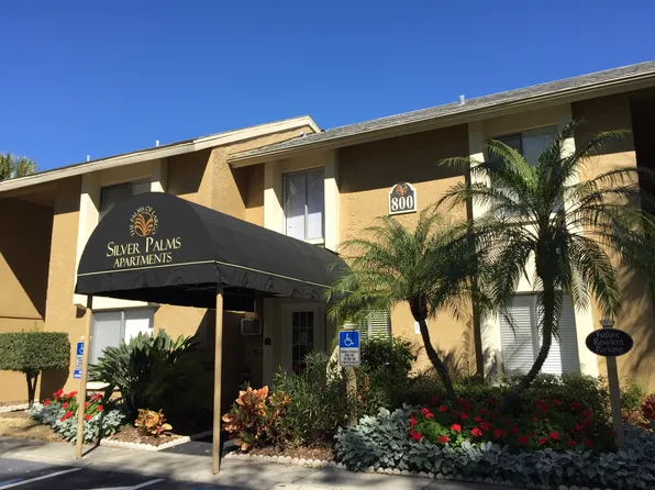 Silver Palms Apartments