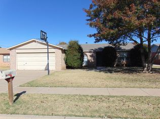 2412 93rd Pl, Lubbock, TX 79423