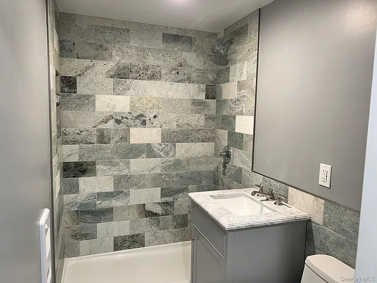 24 Lindner Pl — Photo 23